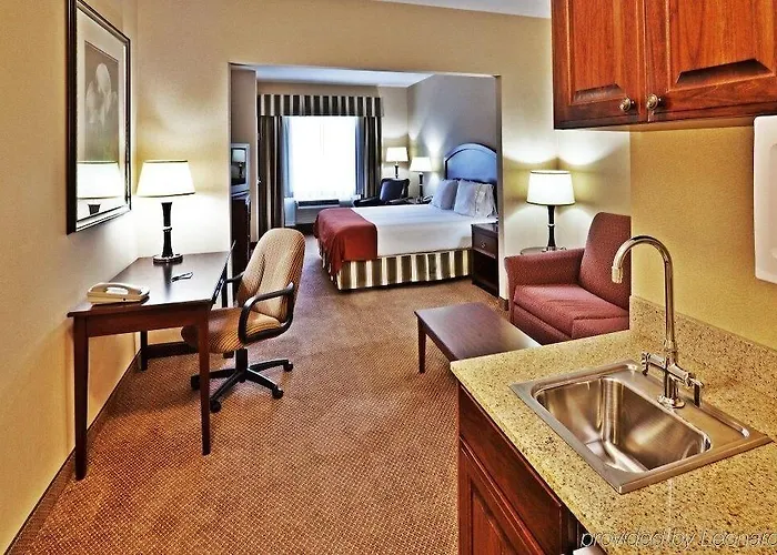 Spark By Hilton Catoosa Hotel 3*