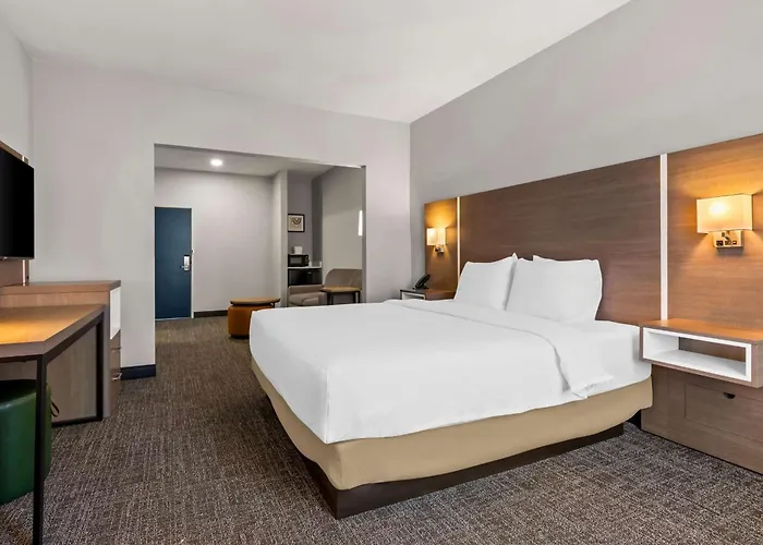 Spark By Hilton Catoosa Hotel Tulsa
